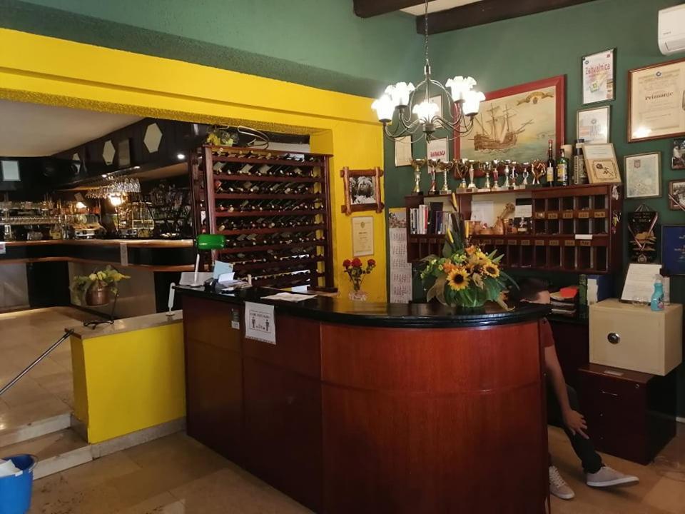Sulentic Sobe I Restoran Bed & Breakfast Вировитица Екстериор снимка