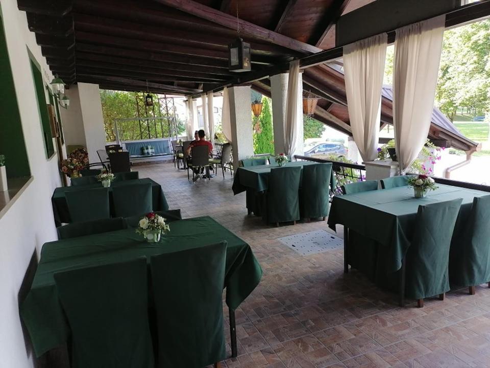 Sulentic Sobe I Restoran Bed & Breakfast Вировитица Екстериор снимка