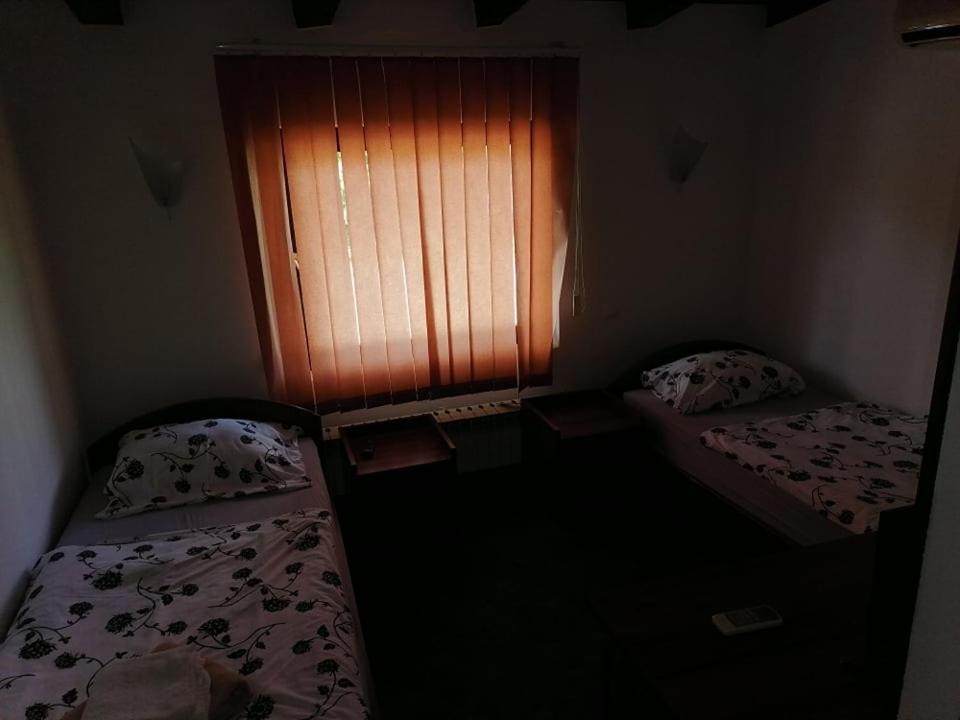 Sulentic Sobe I Restoran Bed & Breakfast Вировитица Екстериор снимка