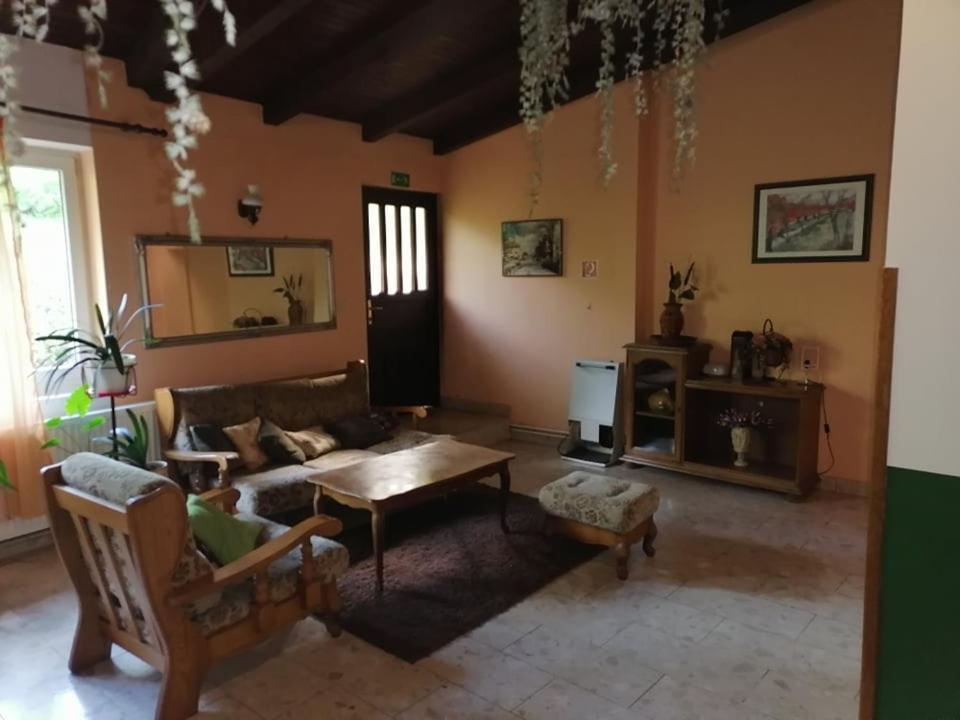 Sulentic Sobe I Restoran Bed & Breakfast Вировитица Екстериор снимка