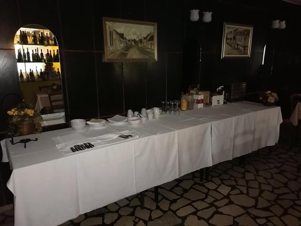 Sulentic Sobe I Restoran Bed & Breakfast Вировитица Екстериор снимка